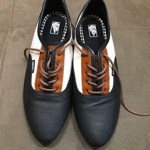 NIB Vans Sophie Oxford Tan/White/Black